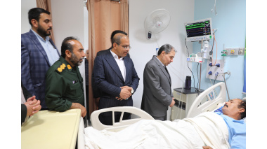 بازدید معاون توسعه مدیریت و منابع وزارت بهداشت از مراکز درمانی زابل