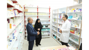 امروز ۱۷ اسفندماه ۱۴۰۴ دکتر سرور میر سرپرست معاونت توسعه مدیریت و منابع دانشگاه علوم پزشکی زابل همراه با دکتر حمیدیان معاون غذا و دارو از داروخانه رازی وابسته به دانشگاه بازدید بعمل آوردند.