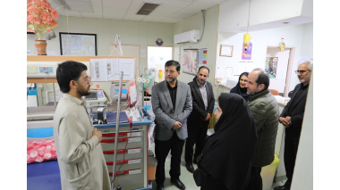 بازدید نماینده مجلس و رئیس دانشگاه علوم پزشکی زابل از مرکز بیماری های خاص